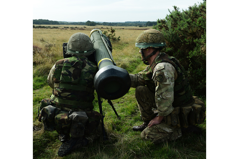 Paratroopers prepare to fire a Javelin anti-tank missile