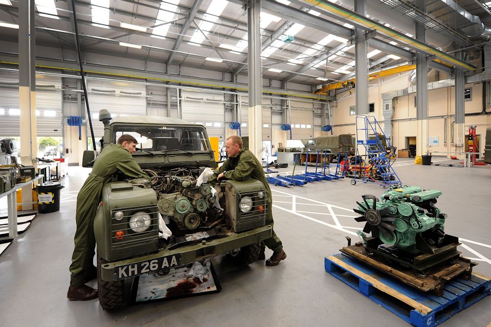 Soldiers working on military vehicles in new workshops at MOD Stafford. Photo courtesy of Express and Star.