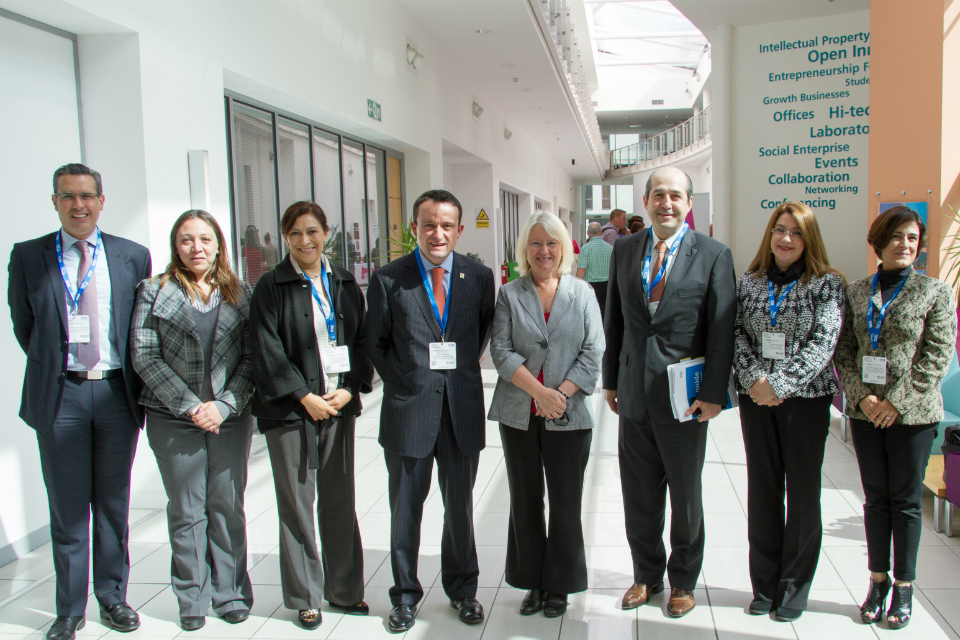 Prof Gillian Wallis with the Mexican delegation at Manchester Innovation Cent