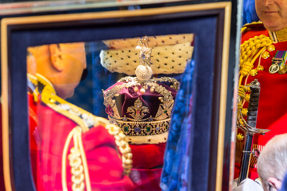 Arrival of the Imperial State Crown